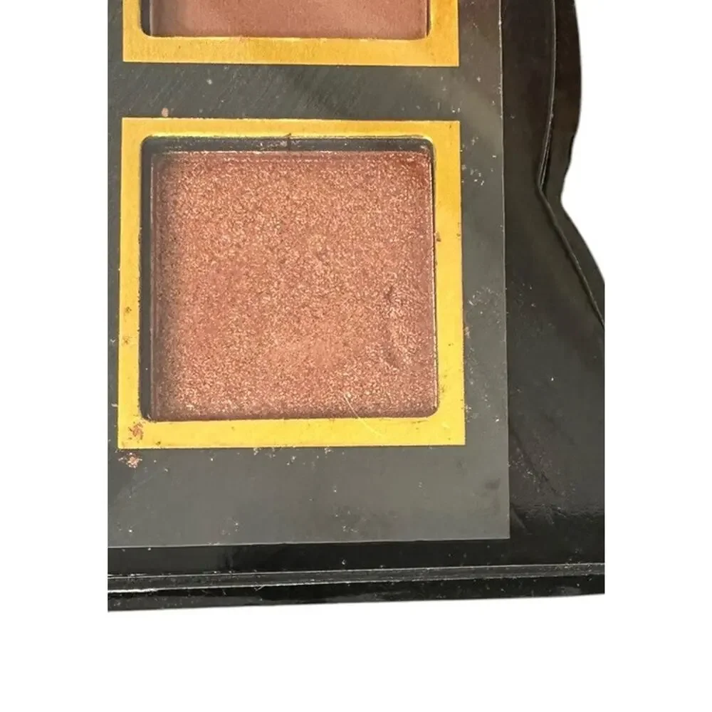 Cheetos Eyeshadow Palette Limited Edition Brush Set Flamin Hot Crunchy 12 Shades